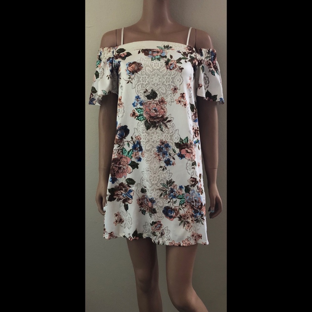 Coachella Boho Gypsy Lace Cold Shoulder Mini Dress
